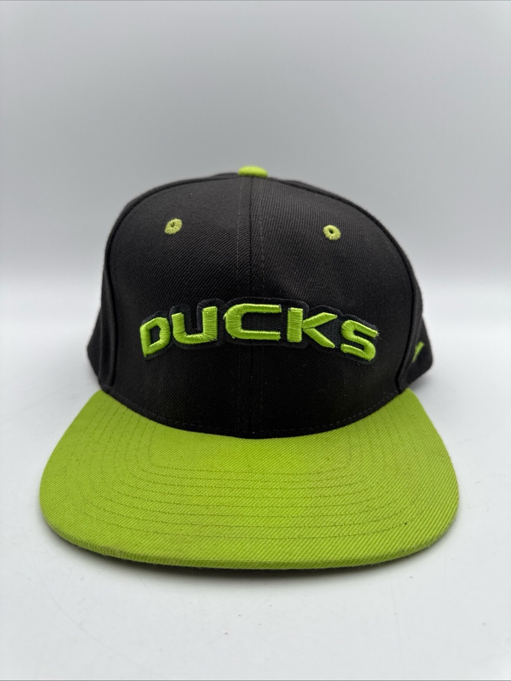 VTG Zephyr NCAA Oregon Ducks Snapback Hat Cap Flatbill